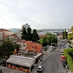 4 In * Split