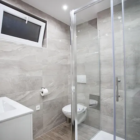 Apartamento 4 In *