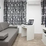 Apartment 4 You In