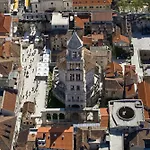 4 You In * Split