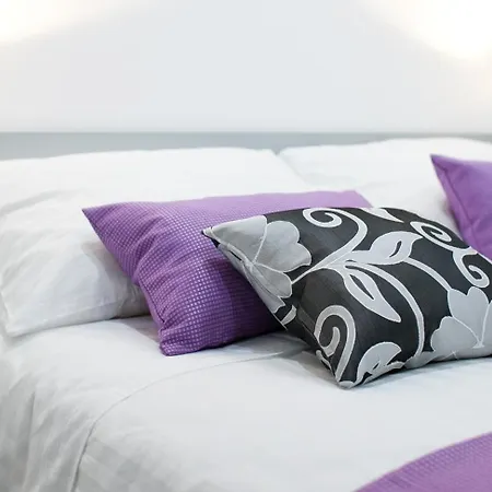 Apartament 4 In *